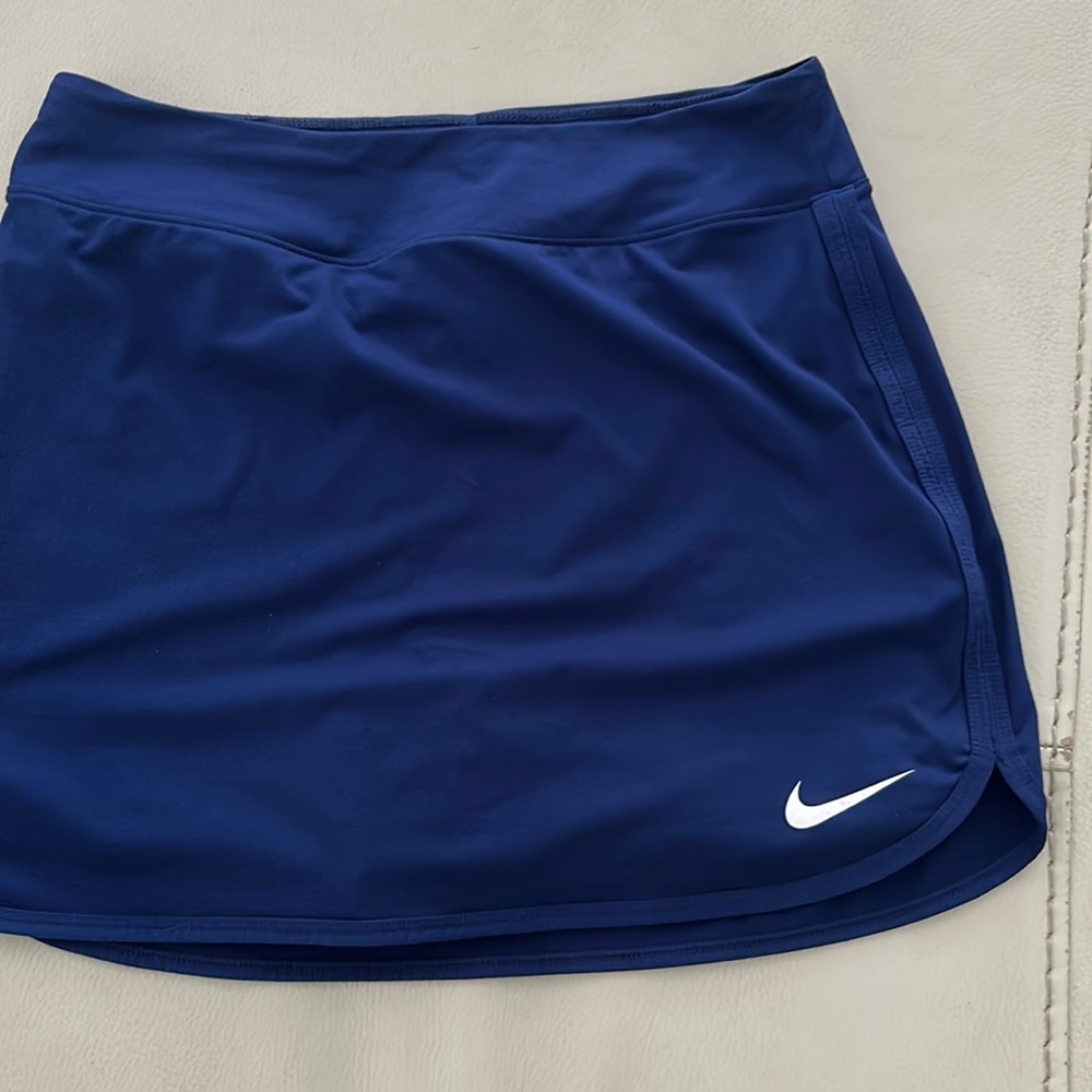 Nike Dri fit tennis skirt. Sz small
